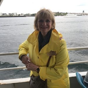 Meet your Posher, Jacqueline